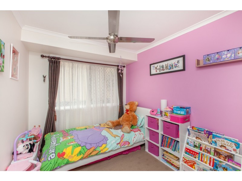 1/3 Orkney Place, Labrador QLD 4215