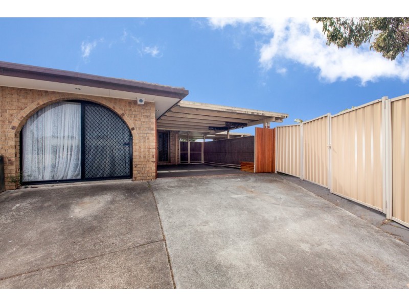 1/3 Orkney Place, Labrador QLD 4215