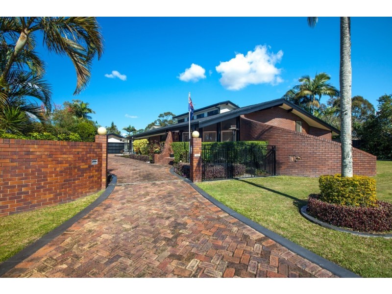 111 Alison Road, Carrara QLD 4211