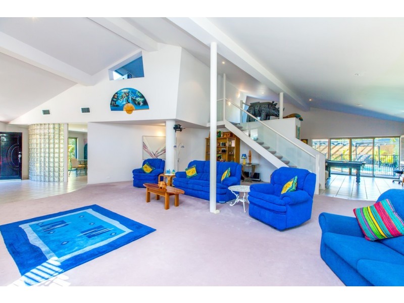 111 Alison Road, Carrara QLD 4211