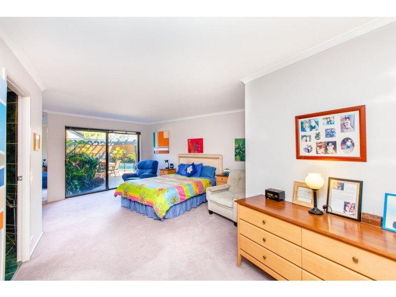 111 Alison Road, Carrara QLD 4211