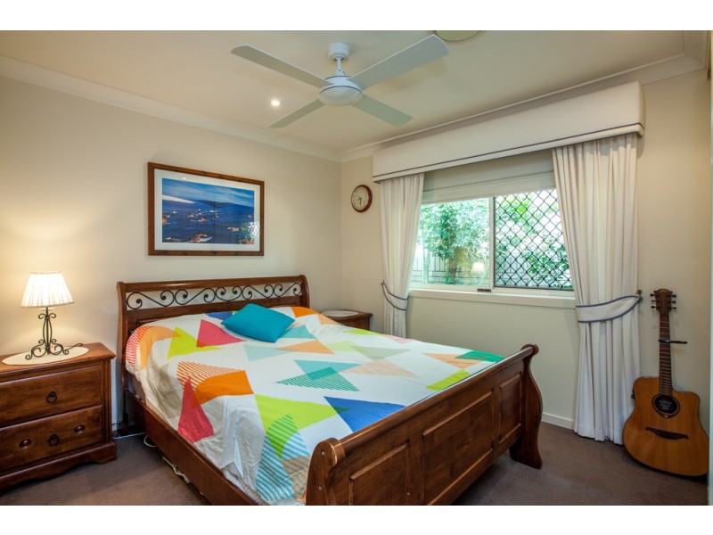 20 Buccaneer Court, Paradise Waters QLD 4217