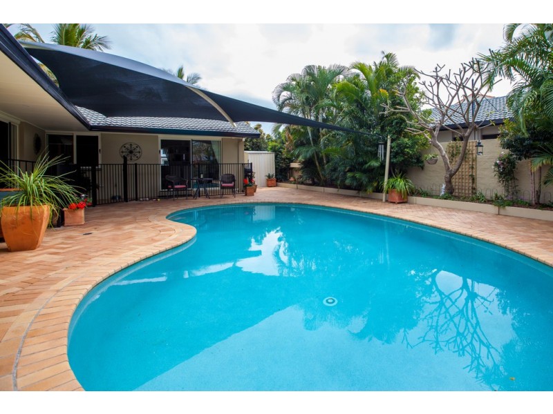 20 Buccaneer Court, Paradise Waters QLD 4217