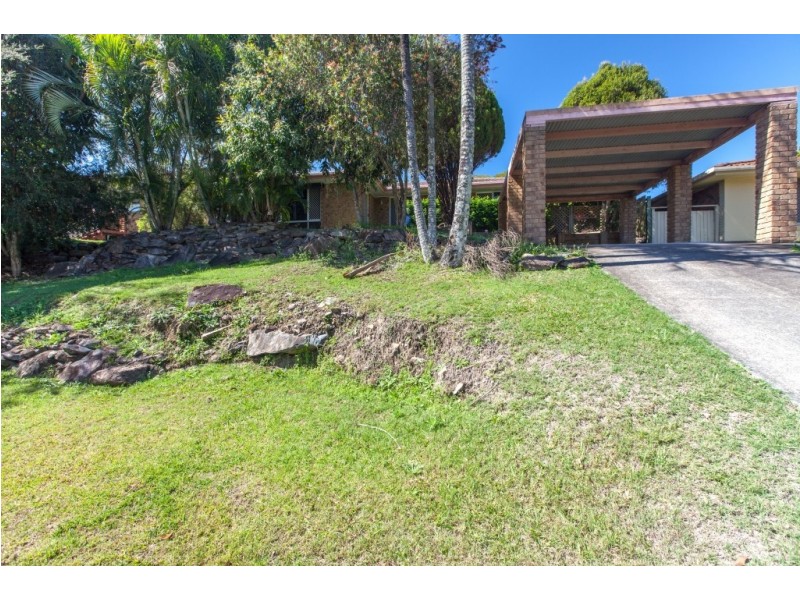 18 Dawnann Court, Carrara QLD 4211