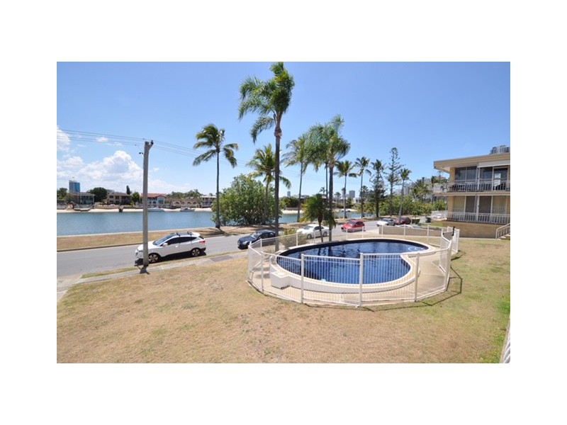 8/11 Watson Esplanade, Surfers Paradise QLD 4217
