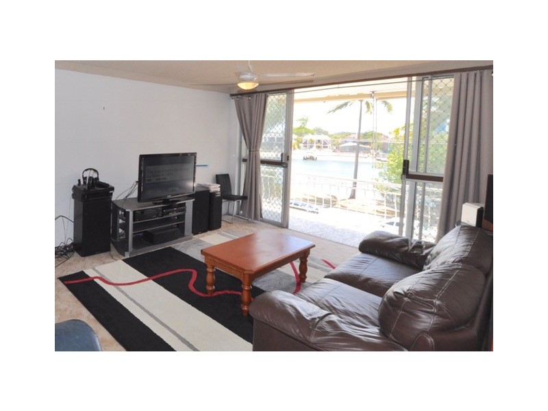 8/11 Watson Esplanade, Surfers Paradise QLD 4217