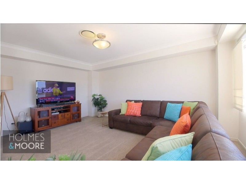 19 Temple Island Circuit, Oxenford QLD 4210