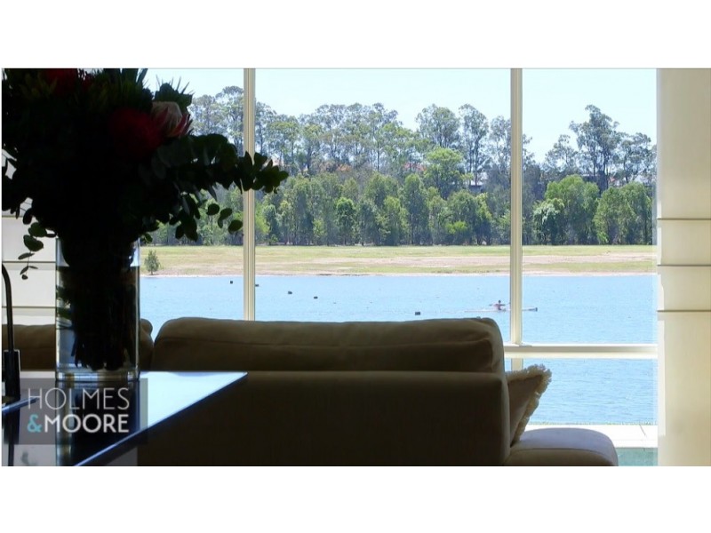 19 Temple Island Circuit, Oxenford QLD 4210