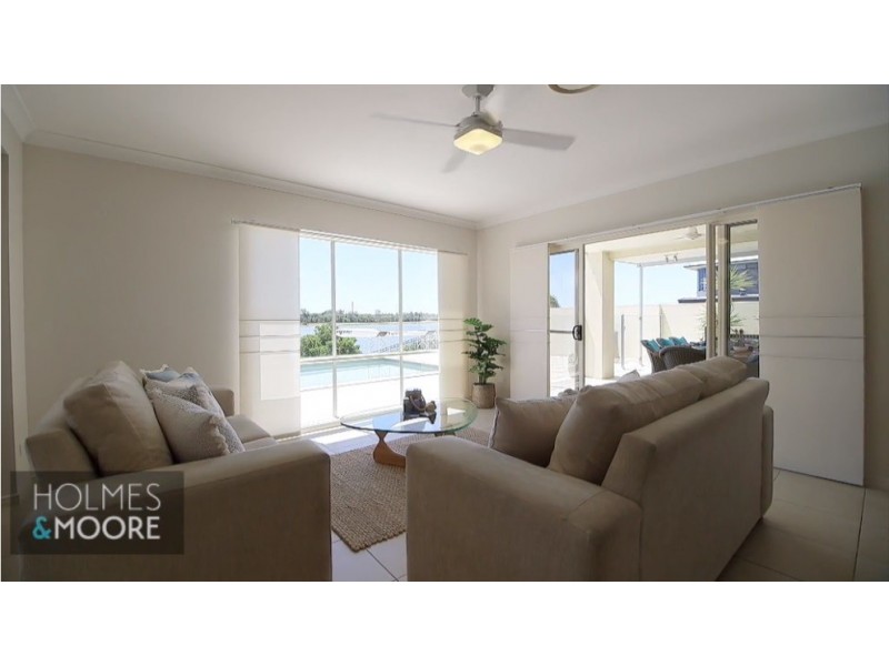 19 Temple Island Circuit, Oxenford QLD 4210