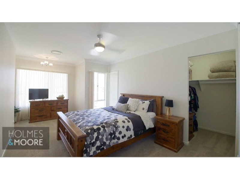 19 Temple Island Circuit, Oxenford QLD 4210