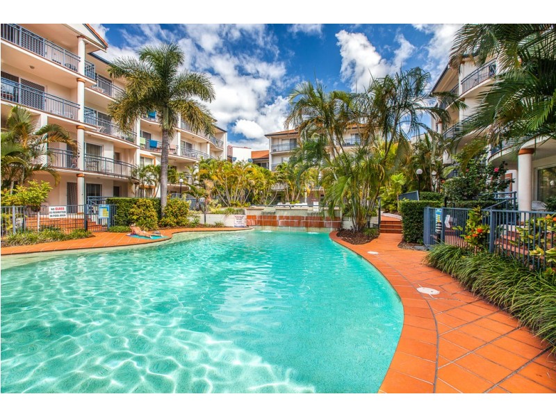 11/148-156 Marine Parade, Southport QLD 4215