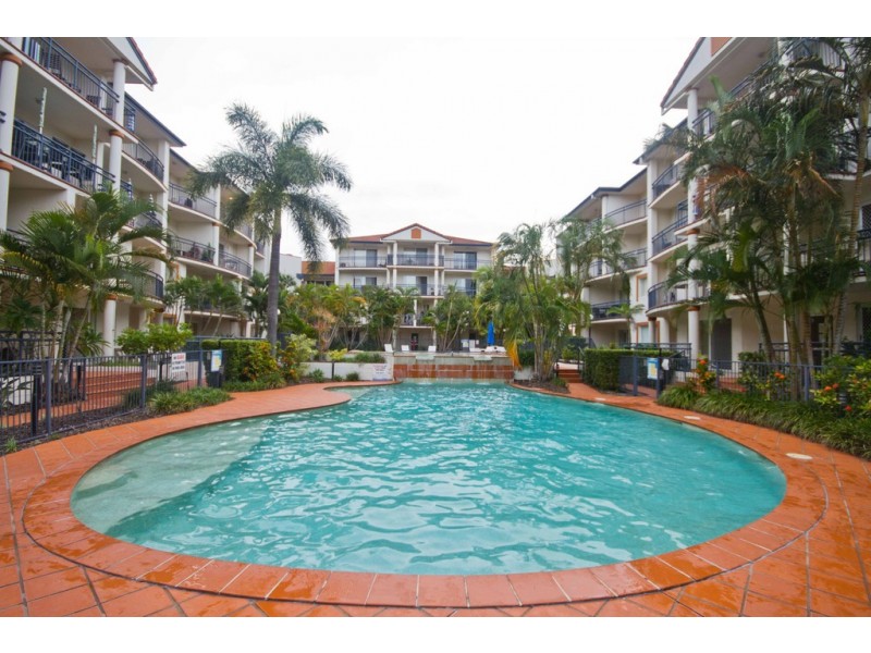 11/148-156 Marine Parade, Southport QLD 4215