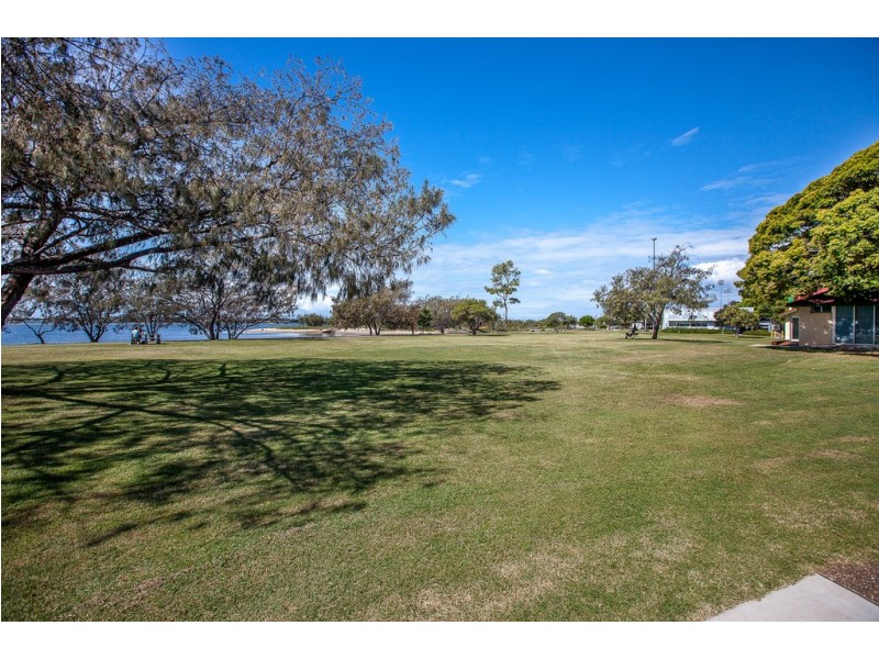 11/148-156 Marine Parade, Southport QLD 4215