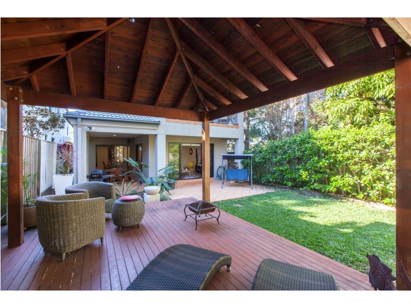 10 Meron Street, Southport QLD 4215