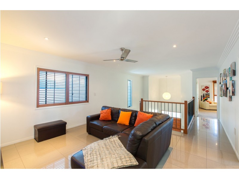 10 Meron Street, Southport QLD 4215