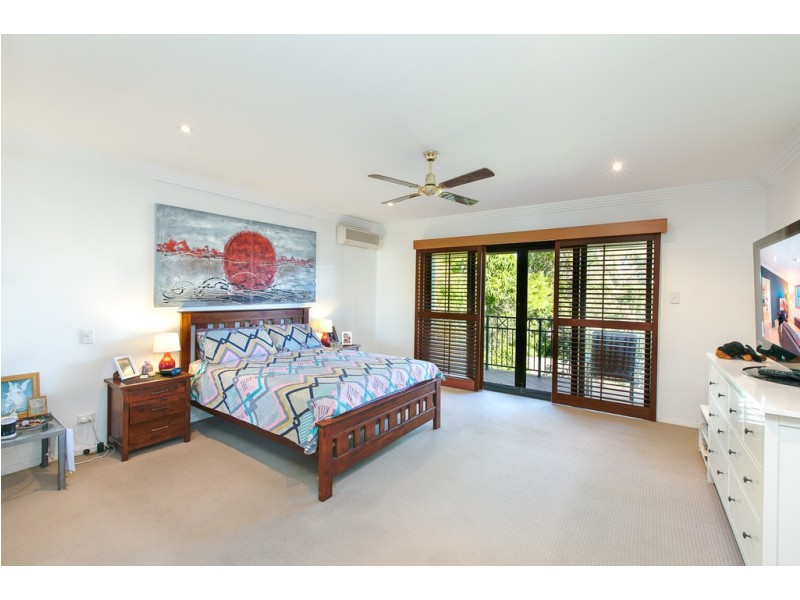 10 Meron Street, Southport QLD 4215