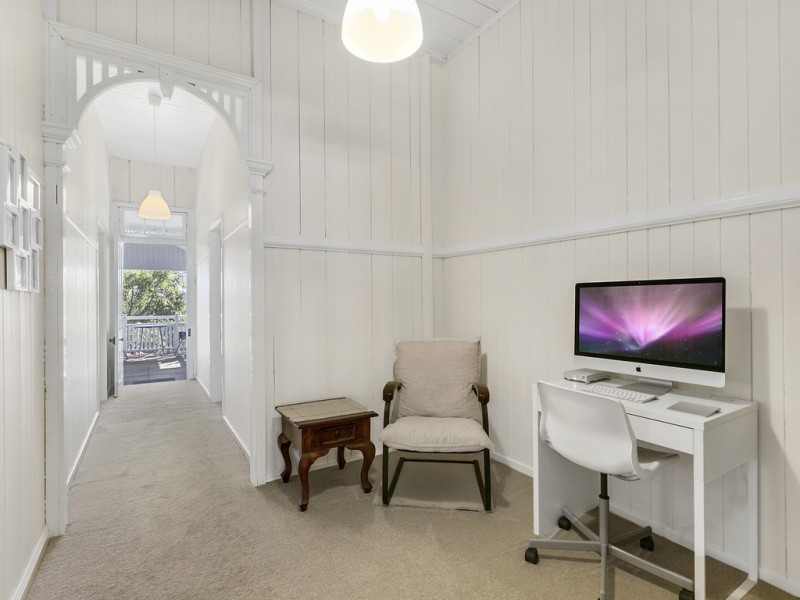 76 Holyrood Road, Maudsland QLD 4210