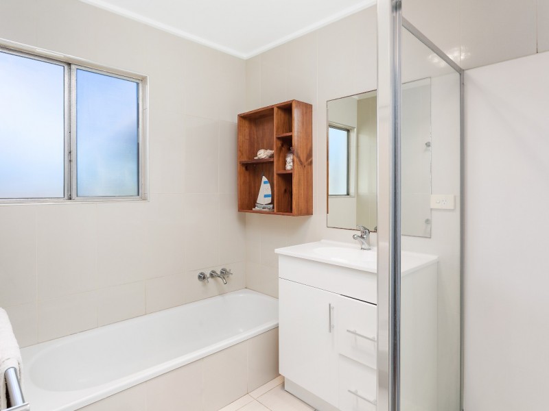 166 Johnston Street, Southport QLD 4215