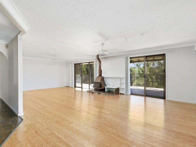 224 San Fernando Drive, Worongary QLD 4213