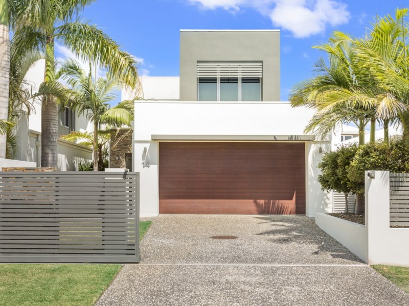 14 Quayside Drive, Helensvale QLD 4212