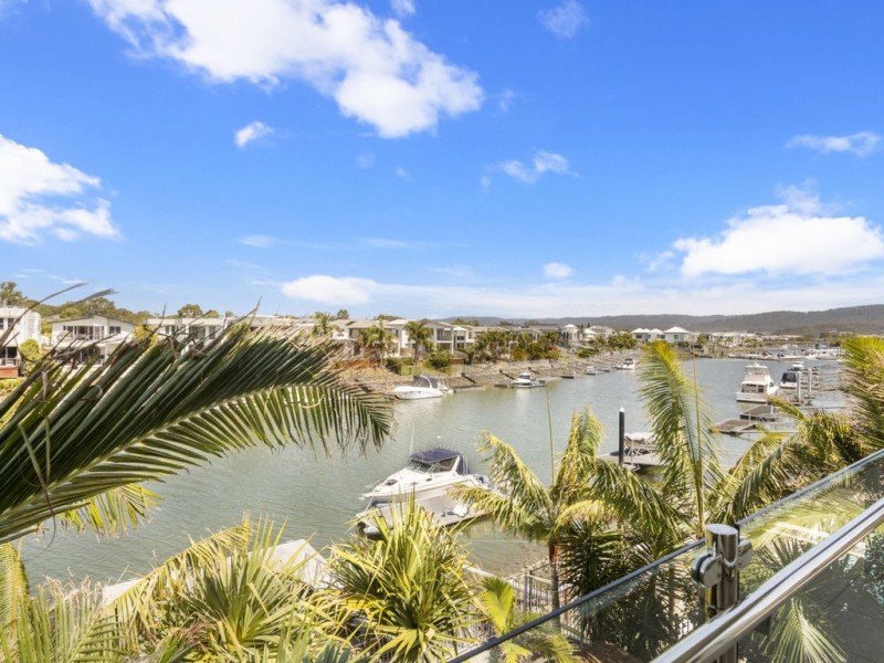 14 Quayside Drive, Helensvale QLD 4212
