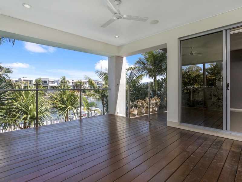 14 Quayside Drive, Helensvale QLD 4212