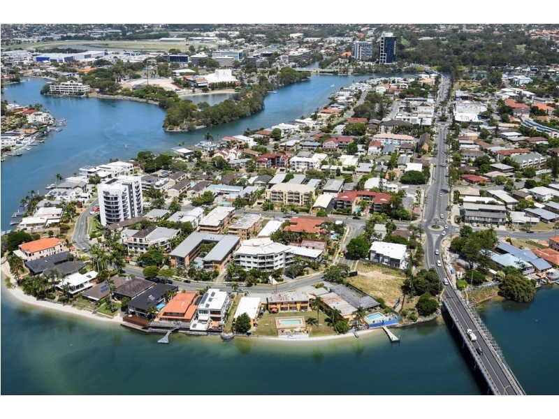 2472/23 Ferny Avenue, Surfers Paradise QLD 4217