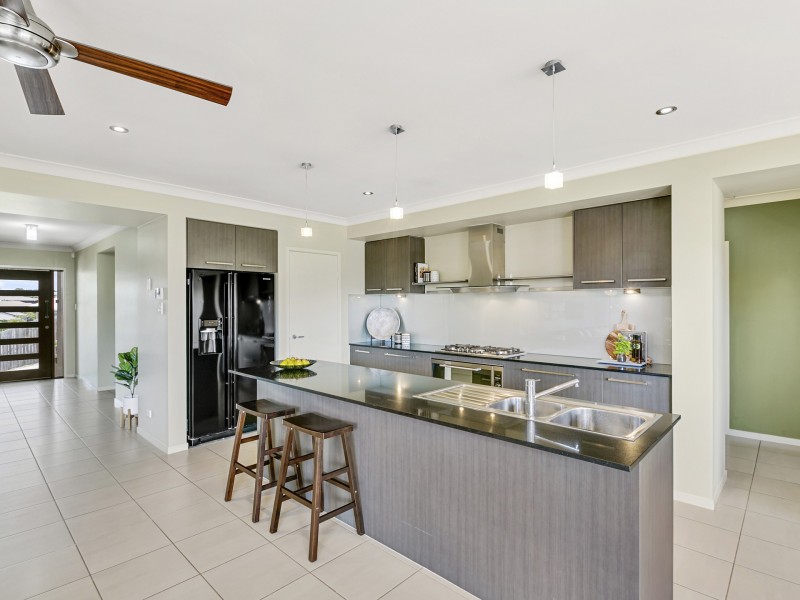 15 Hetchy Street, Upper Coomera QLD 4209