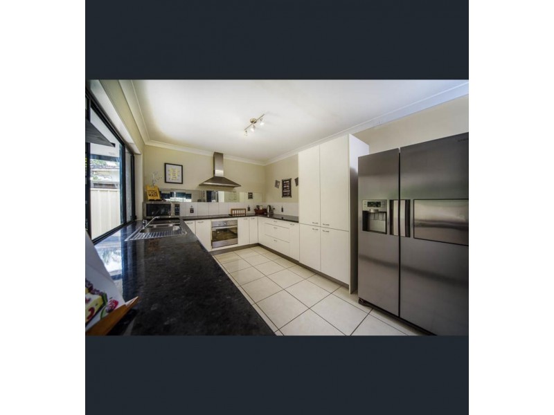 40 Morala Avenue, Runaway Bay QLD 4216