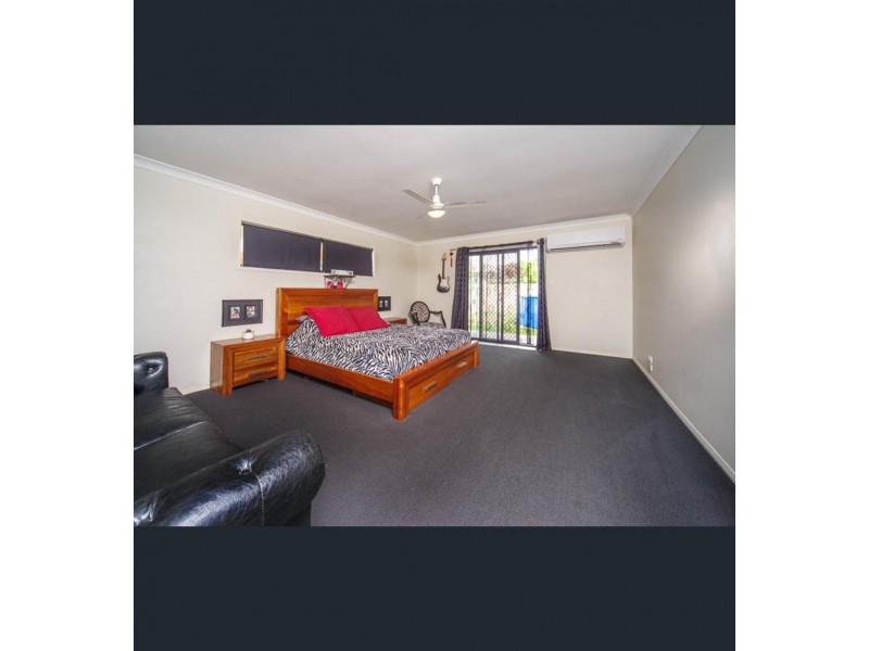 40 Morala Avenue, Runaway Bay QLD 4216
