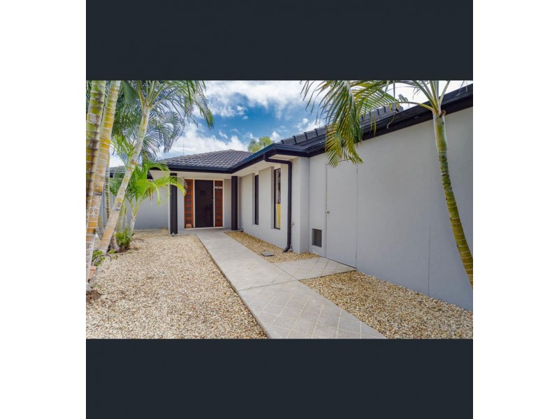 40 Morala Avenue, Runaway Bay QLD 4216