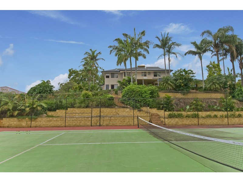 61 Wallaby Drive, Mudgeeraba QLD 4213