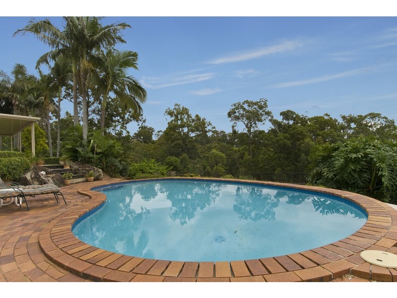 61 Wallaby Drive, Mudgeeraba QLD 4213