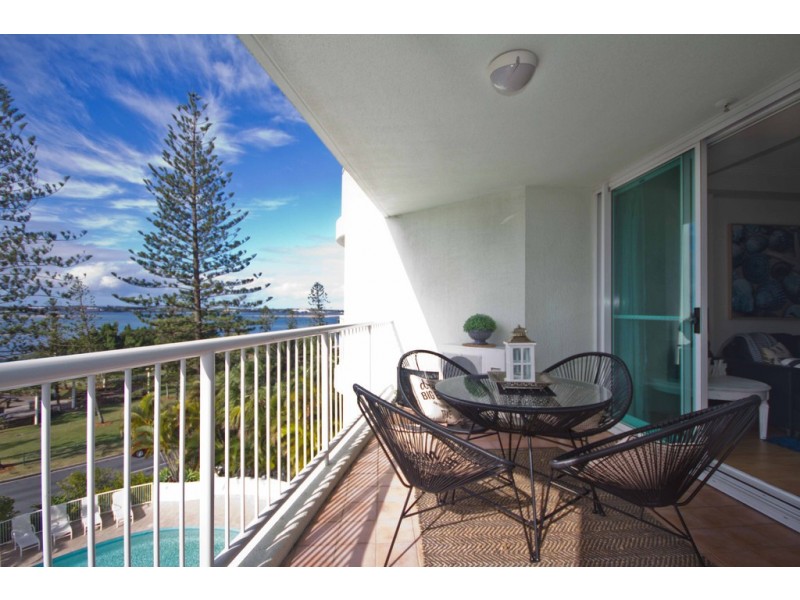 402/182-192 Marine Parade, Labrador QLD 4215