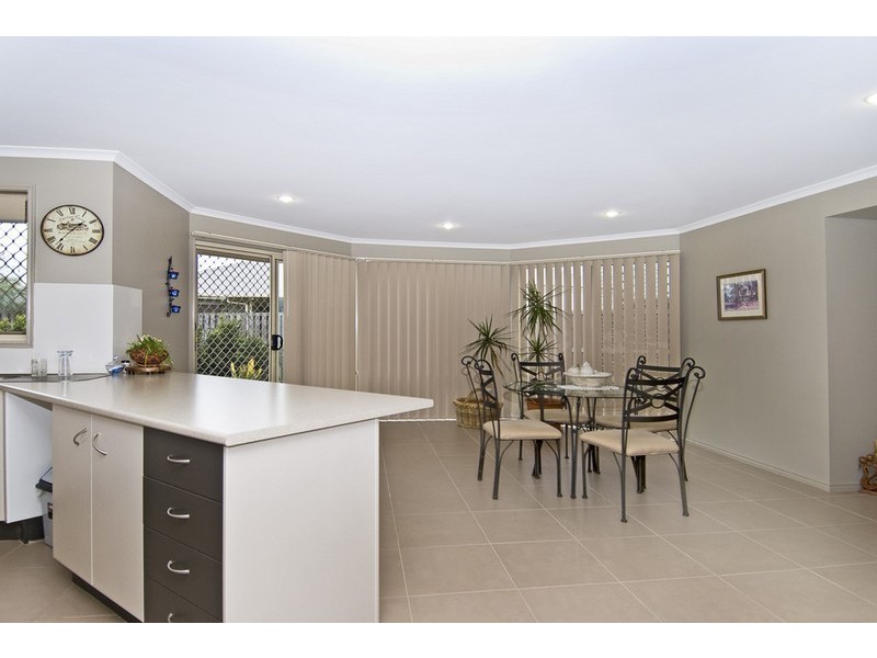 38  Dowson Esplanade, Mudgeeraba QLD 4213