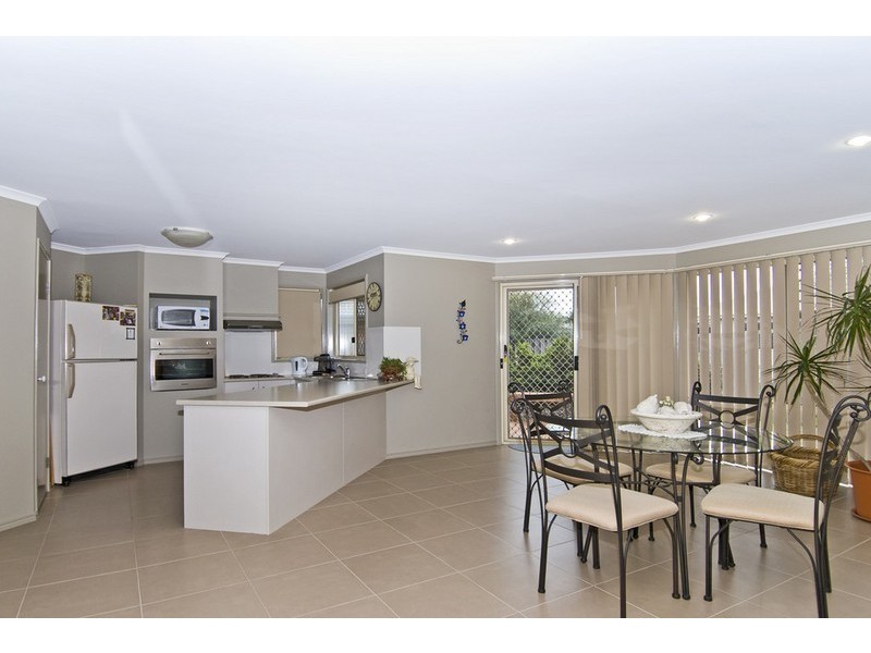 38  Dowson Esplanade, Mudgeeraba QLD 4213