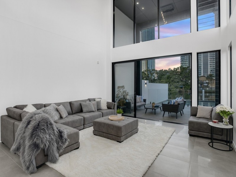 48b Paradise Island, Surfers Paradise QLD 4217