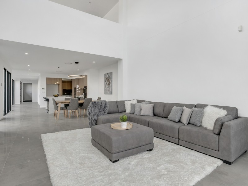48b Paradise Island, Surfers Paradise QLD 4217