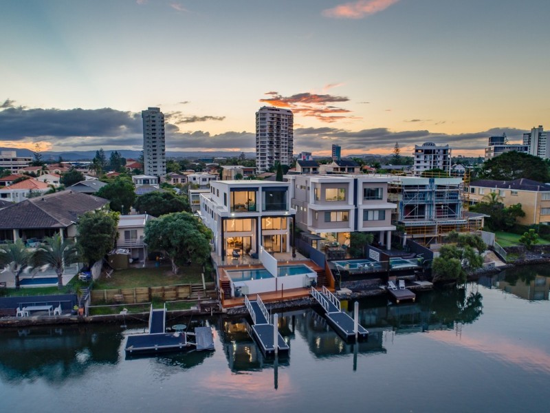 48b Paradise Island, Surfers Paradise QLD 4217