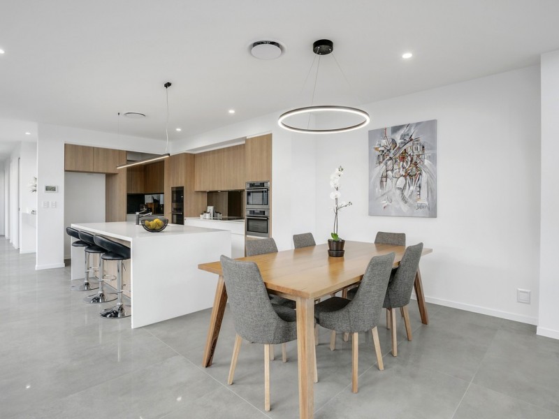 48b Paradise Island, Surfers Paradise QLD 4217