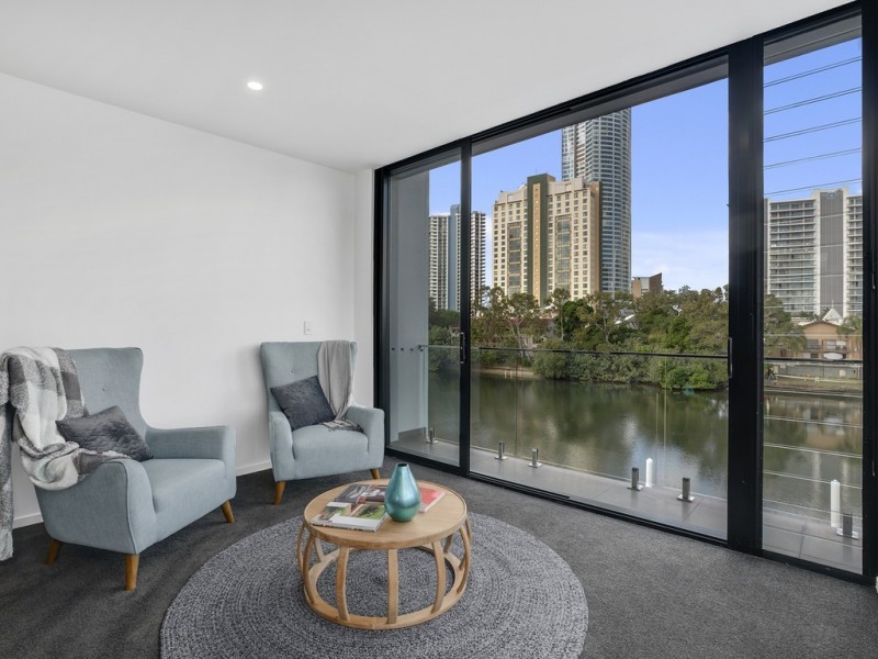 48b Paradise Island, Surfers Paradise QLD 4217