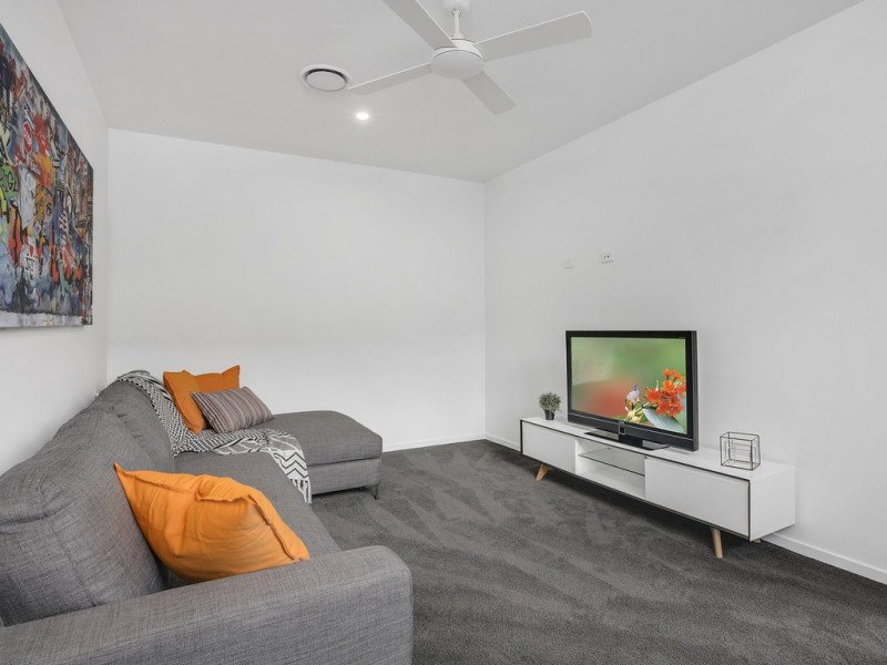48b Paradise Island, Surfers Paradise QLD 4217