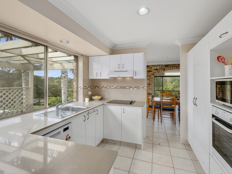 9 Carl Lentz Court, Worongary QLD 4213