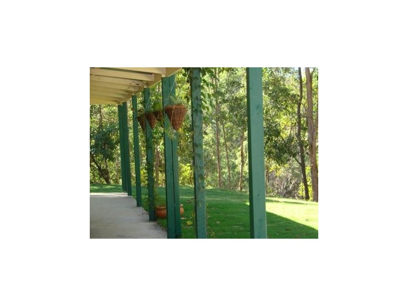 10 Stirling Court, Bonogin QLD 4213