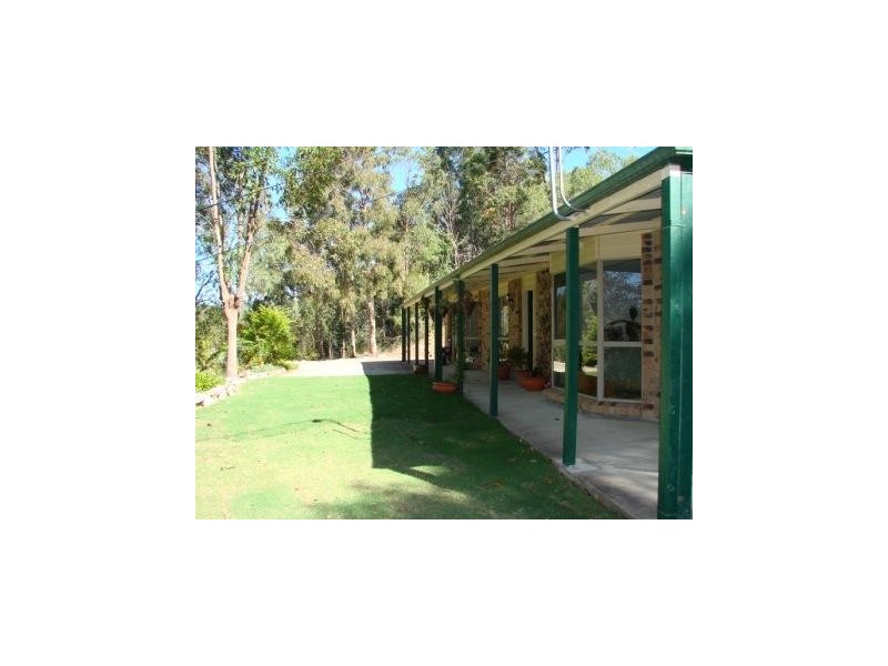 10 Stirling Court, Bonogin QLD 4213