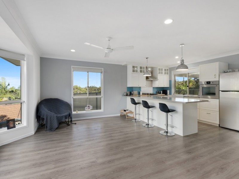 8 Glenn Court, Worongary QLD 4213