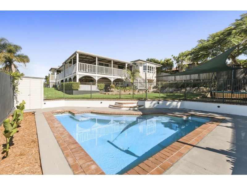 104 SANTA ISOBEL BOULEVARD, Pacific Pines QLD 4211
