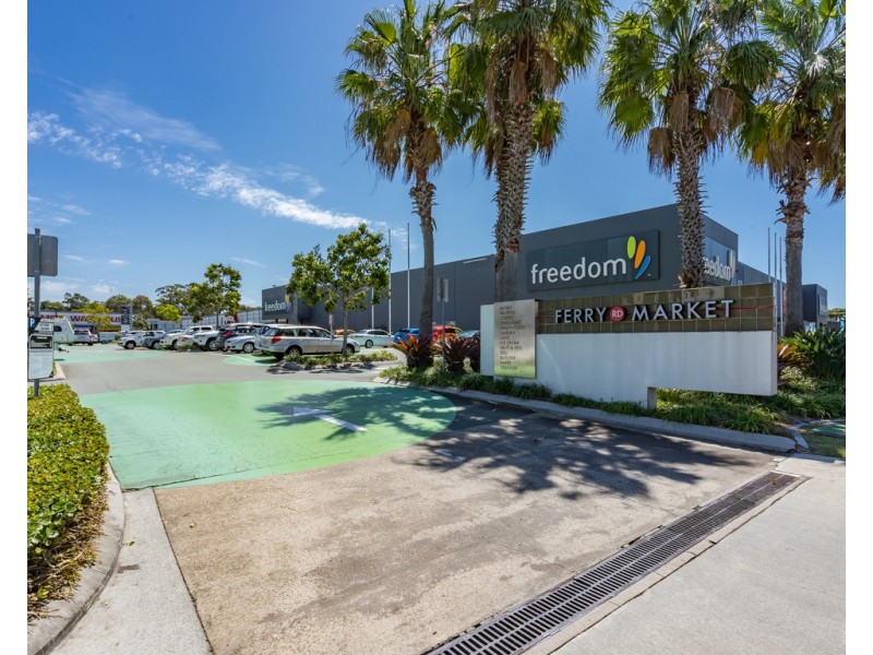 4 Eileen Avenue, Southport QLD 4215