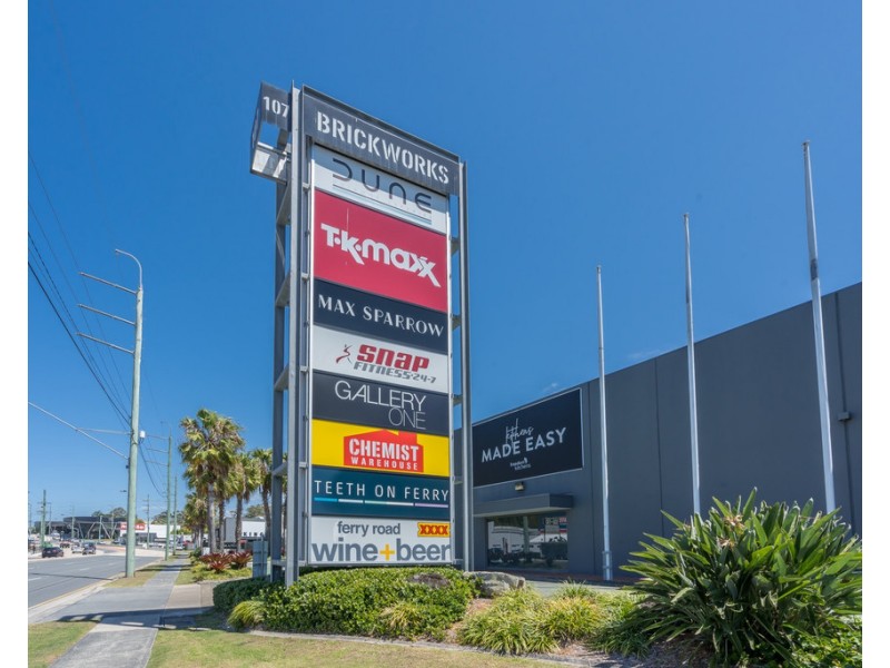 4 Eileen Avenue, Southport QLD 4215