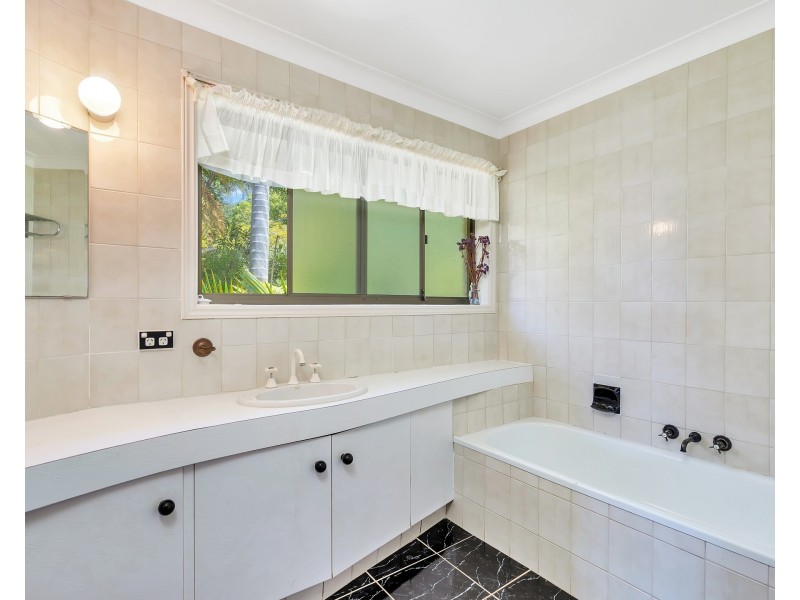 341 San Fernando Drive, Worongary QLD 4213